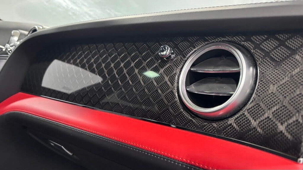 2020 Bentley Bentayga V8 AWD photo 22