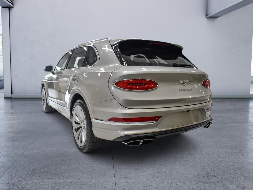 2023 Bentley Bentayga Azure V8 AWD photo 5