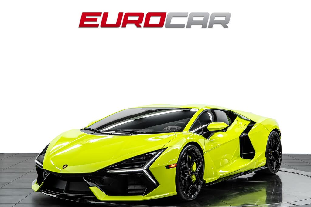 2025 Lamborghini Revuelto AWD