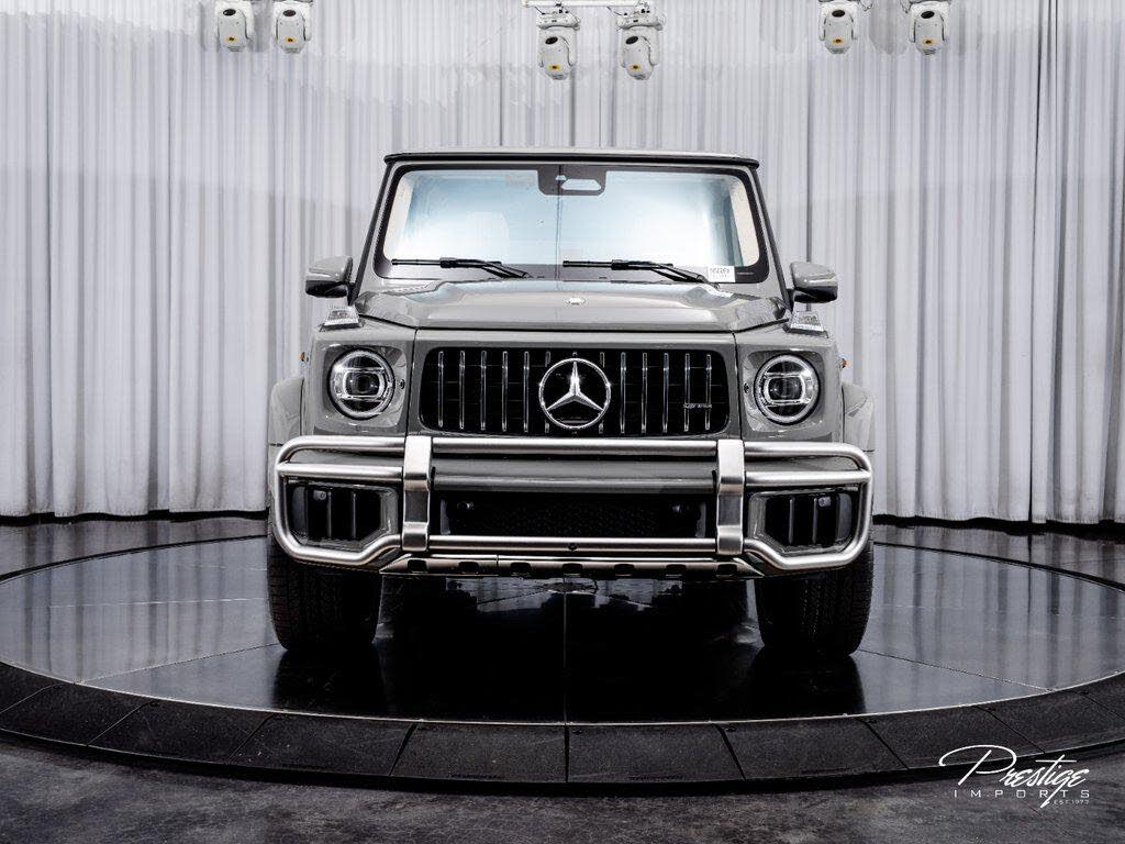 2027 Mercedes-Benz G-Class AMG G 63 4MATIC photo 2 of 24