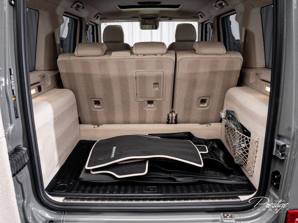 2027 Mercedes-Benz G-Class AMG G 63 4MATIC photo 12 of 24