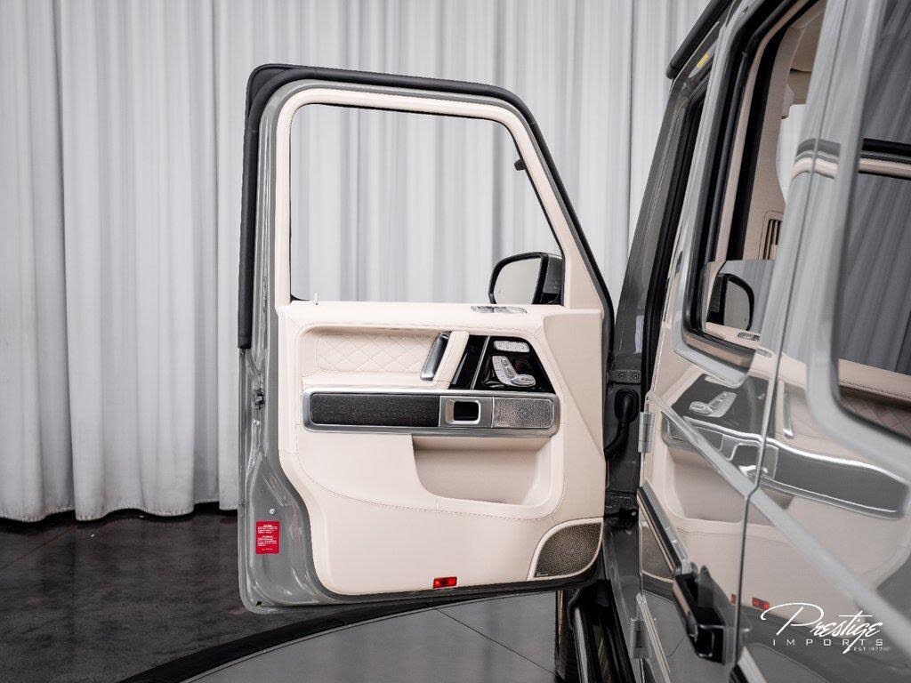 2027 Mercedes-Benz G-Class AMG G 63 4MATIC photo 19 of 24
