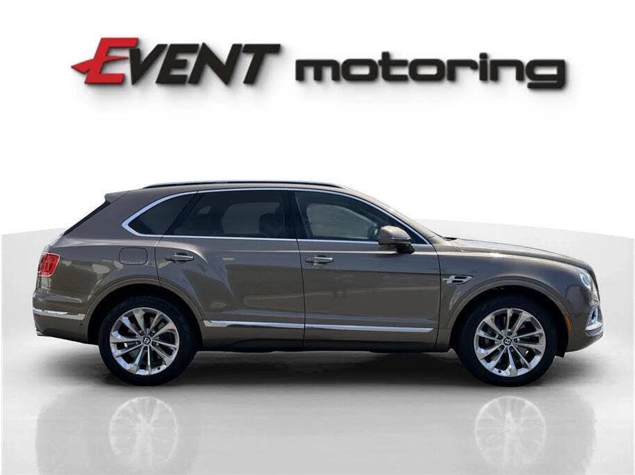 2017 Bentley Bentayga W12 AWD photo 12