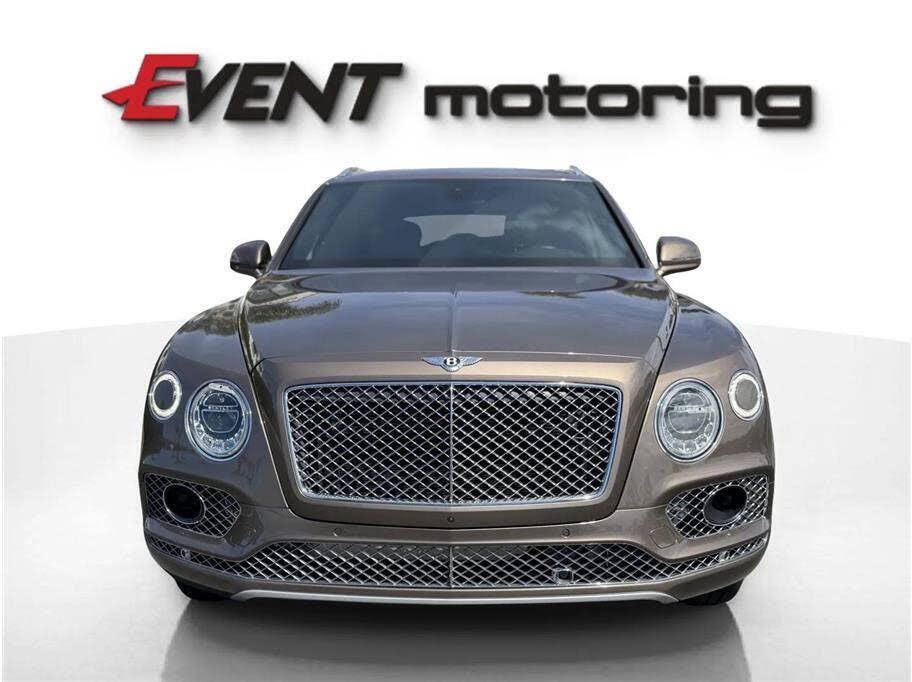 2017 Bentley Bentayga W12 AWD photo 4