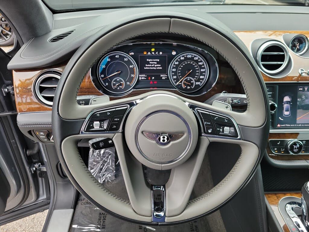 2018 Bentley Bentayga W12 Activity Edition AWD photo 17