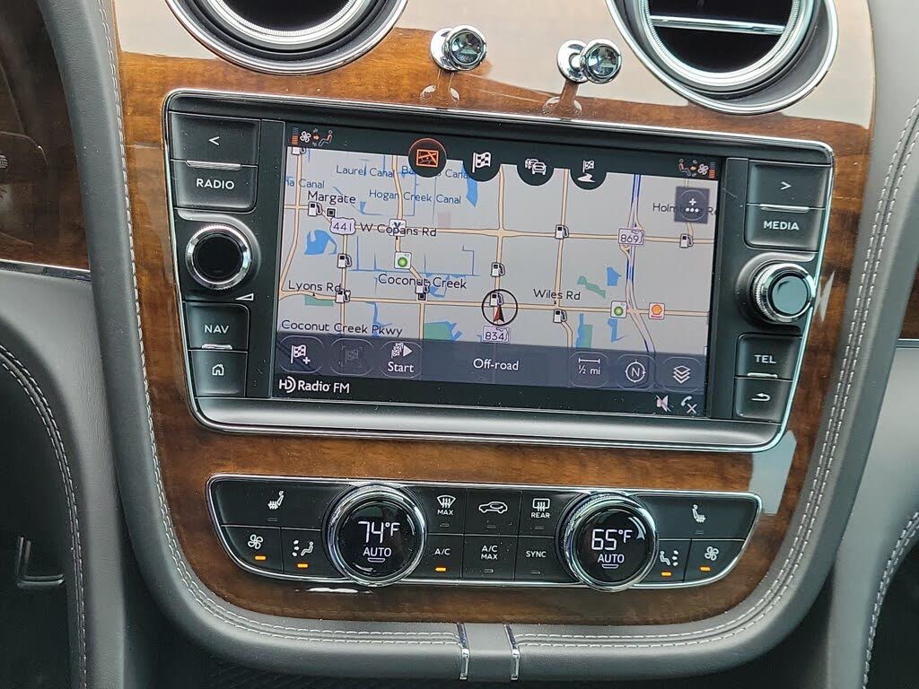 2018 Bentley Bentayga W12 Activity Edition AWD photo 23