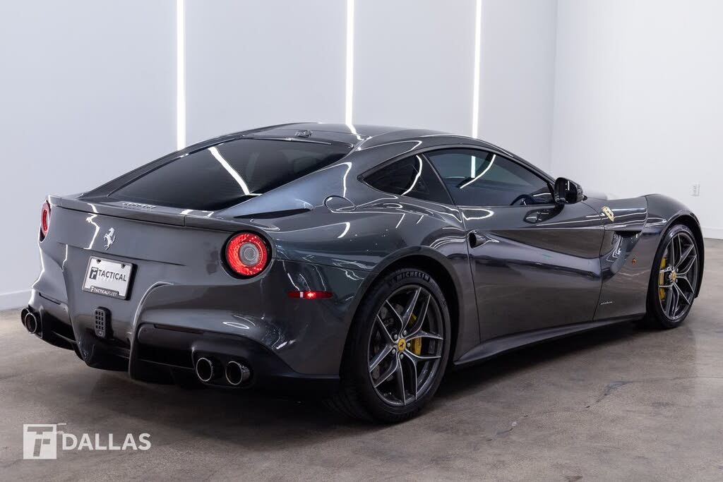 2015 Ferrari F12 Berlinetta Coupe photo 20