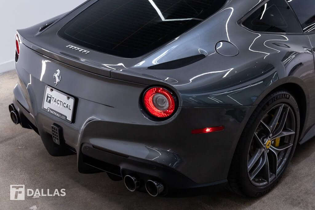 2015 Ferrari F12 Berlinetta Coupe photo 21