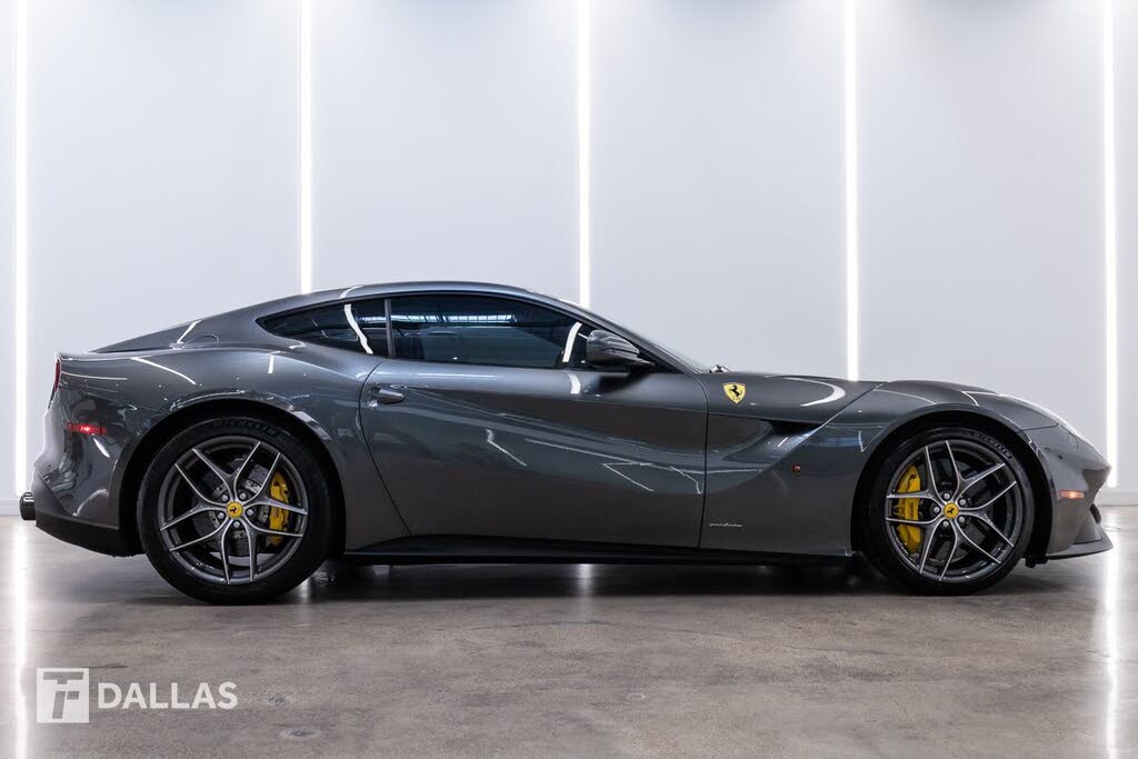 2015 Ferrari F12 Berlinetta Coupe photo 22