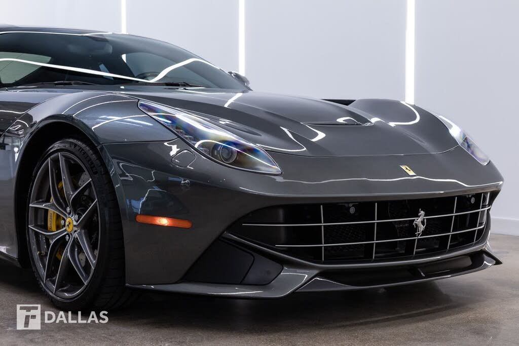 2015 Ferrari F12 Berlinetta Coupe photo 24