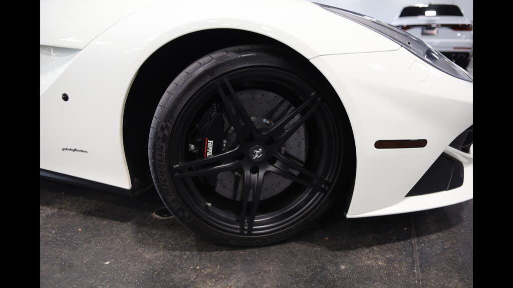 2015 Ferrari F12 Berlinetta Coupe photo 11