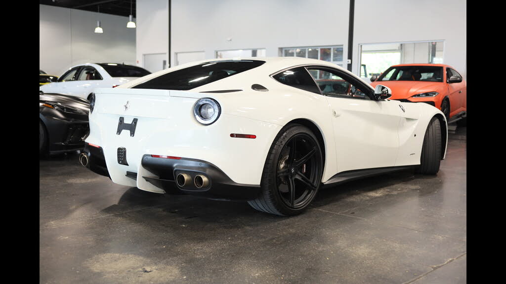 2015 Ferrari F12 Berlinetta Coupe photo 6
