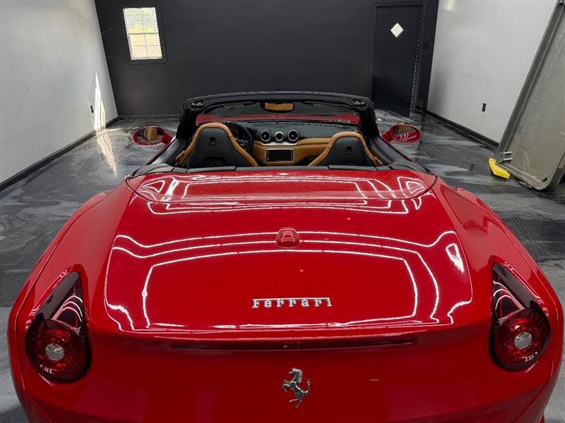 2015 Ferrari California T Roadster photo 16