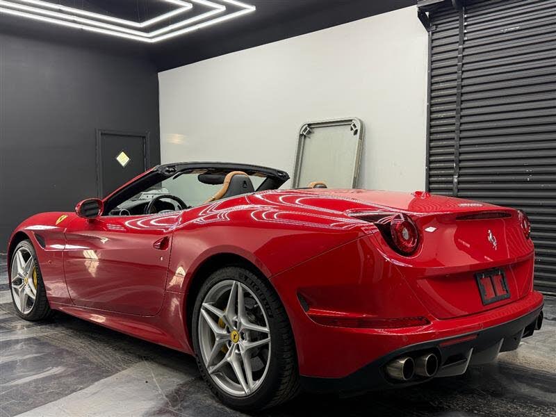 2015 Ferrari California T Roadster photo 4