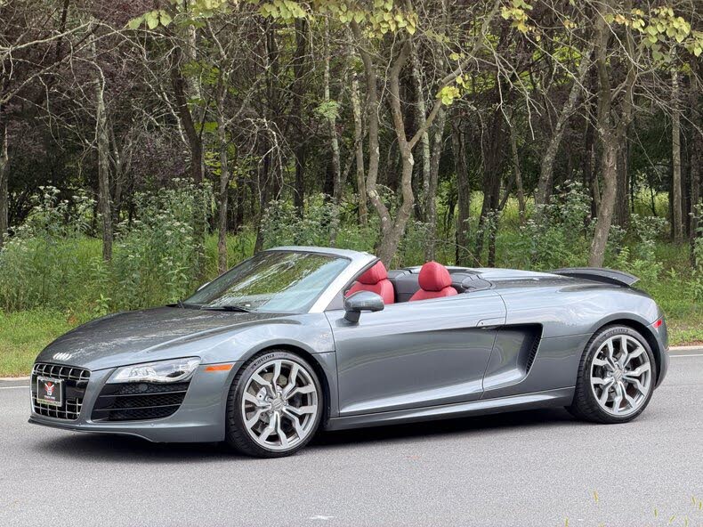 2011 Audi R8 5.2 quattro Spyder AWD