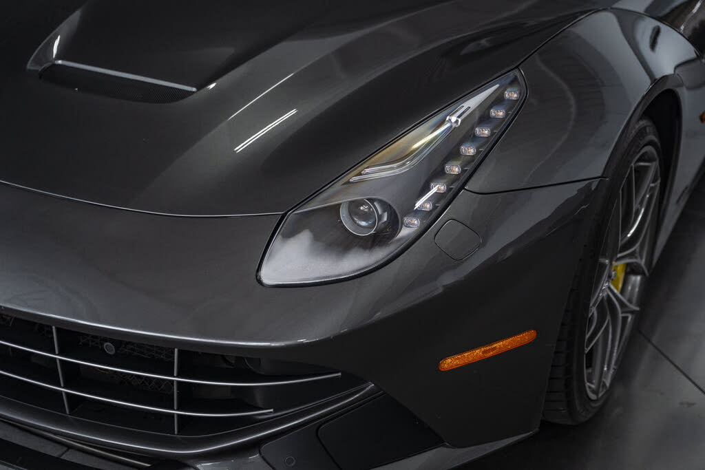 2014 Ferrari F12 Berlinetta Coupe photo 11