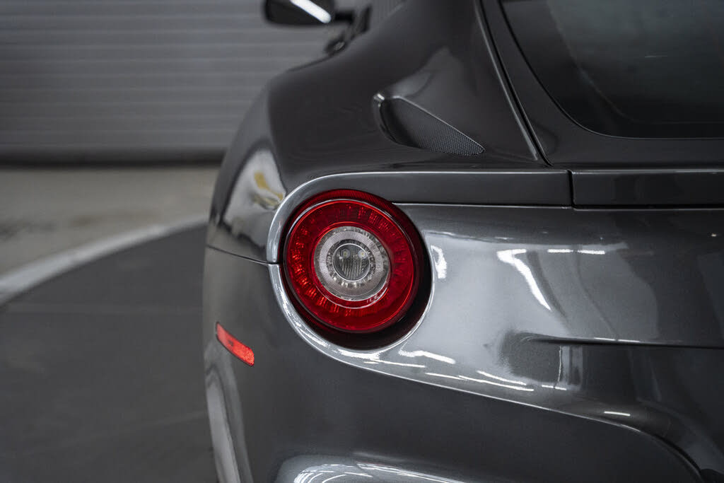 2014 Ferrari F12 Berlinetta Coupe photo 13