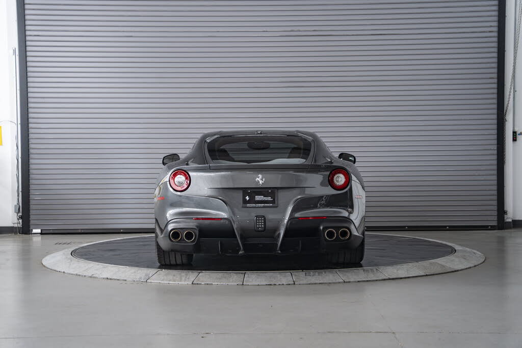 2014 Ferrari F12 Berlinetta Coupe photo 4