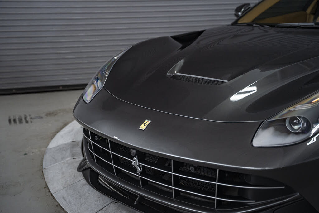 2014 Ferrari F12 Berlinetta Coupe photo 10