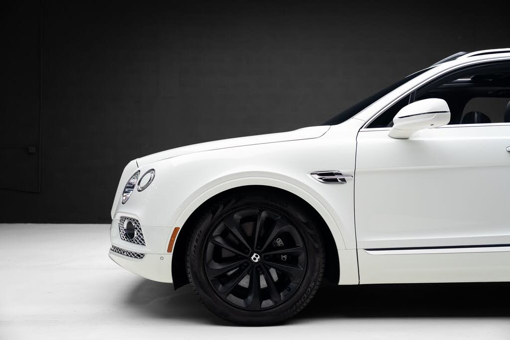 2018 Bentley Bentayga W12 Signature Edition AWD photo 18
