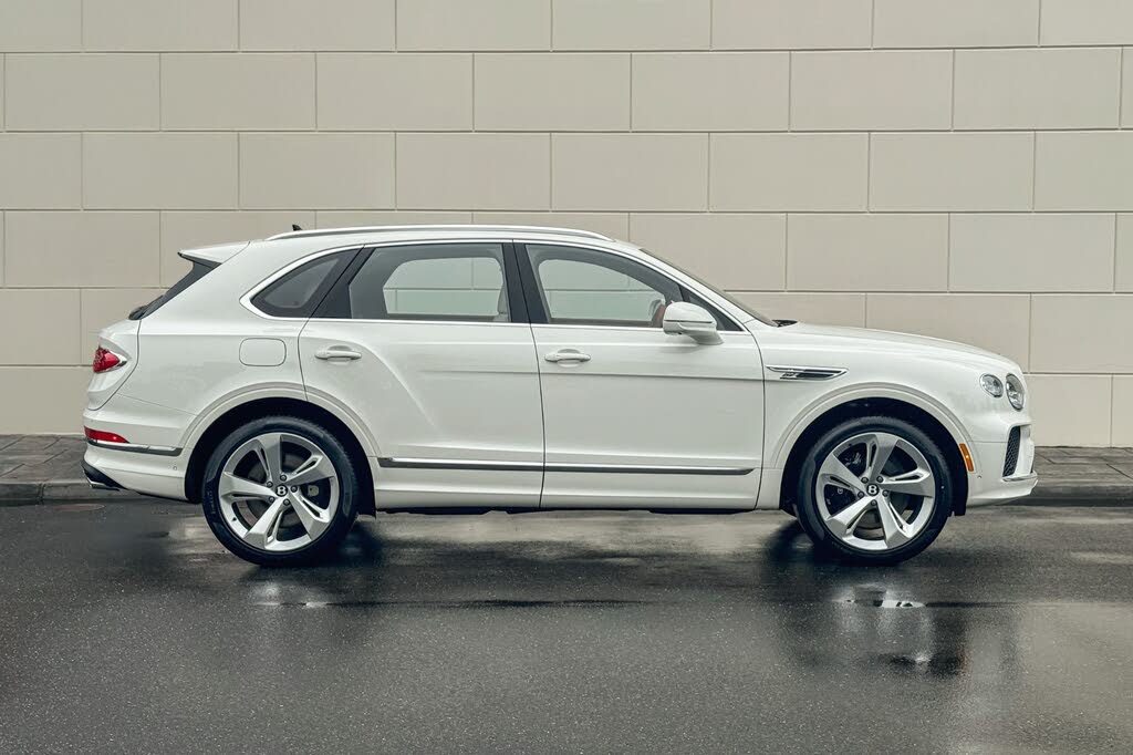 2025 Bentley Bentayga V8 AWD photo 5