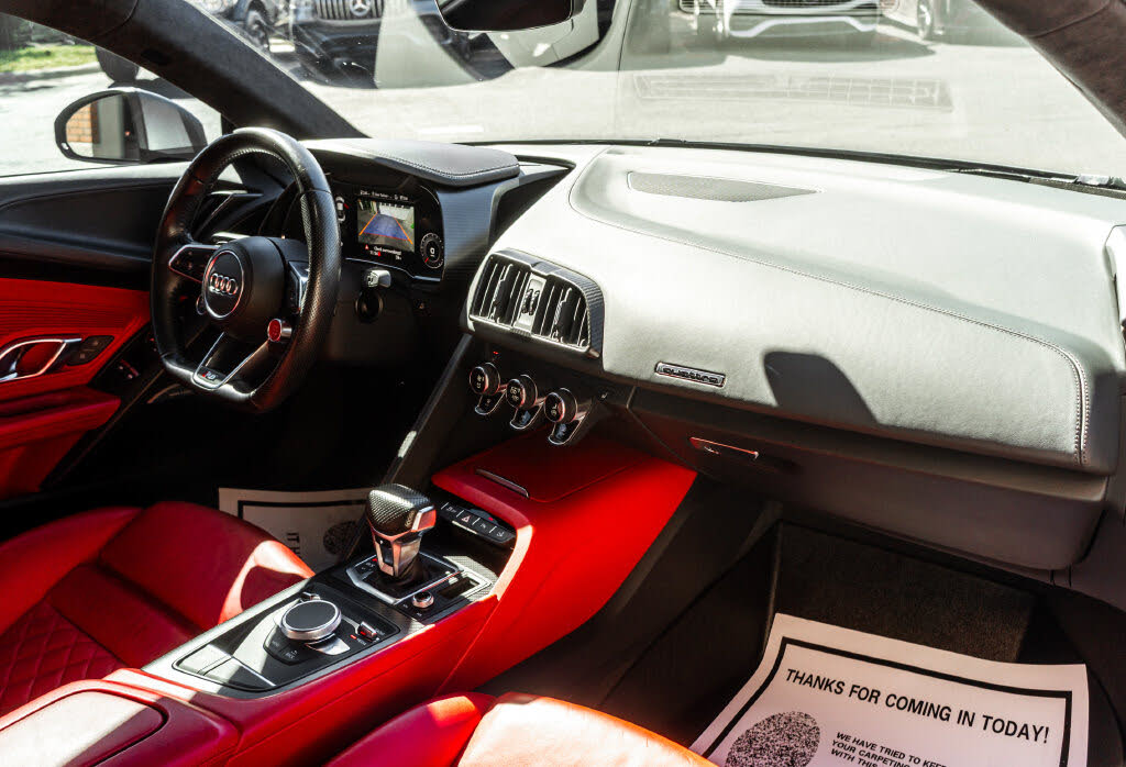 2017 Audi R8 quattro V10 Coupe AWD photo 12 of 24