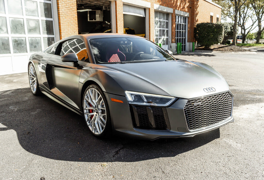 2017 Audi R8 quattro V10 Coupe AWD photo 6 of 24