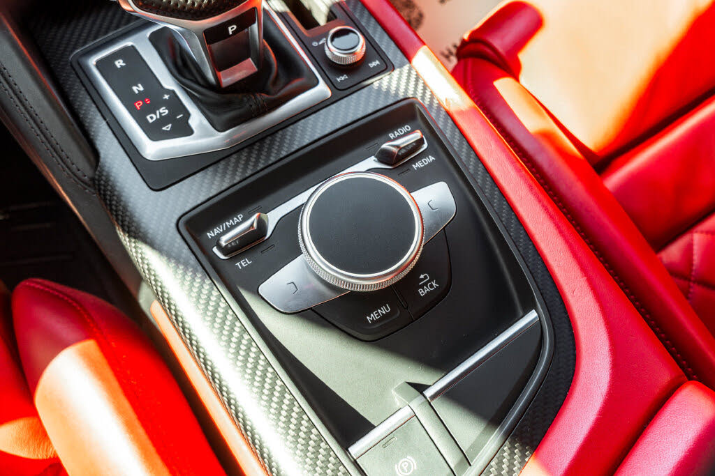 2017 Audi R8 quattro V10 Coupe AWD photo 10 of 24