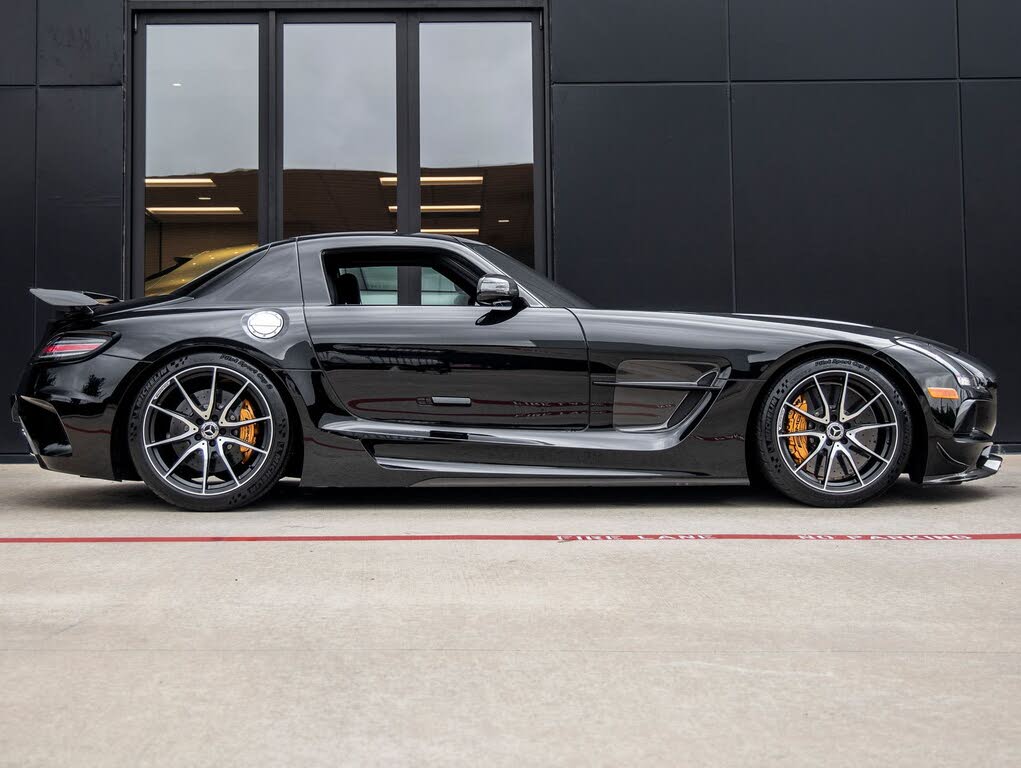 2014 Mercedes-Benz SLS AMG Black Series photo 11