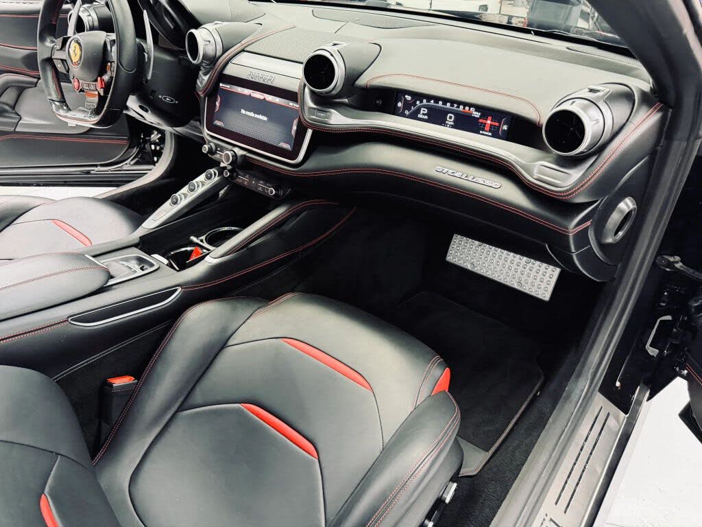 2017 Ferrari GTC4Lusso AWD photo 12