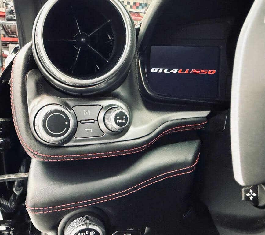 2017 Ferrari GTC4Lusso AWD photo 21