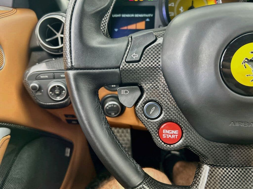 2014 Ferrari F12 Berlinetta Coupe photo 11