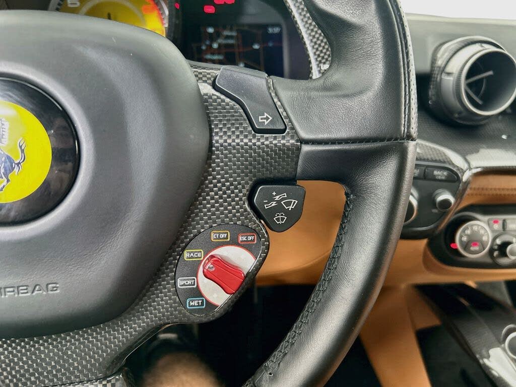 2014 Ferrari F12 Berlinetta Coupe photo 12