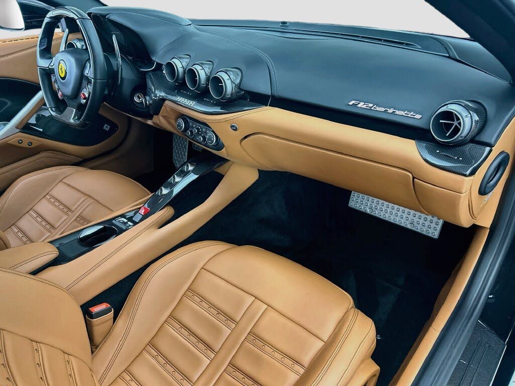 2014 Ferrari F12 Berlinetta Coupe photo 16