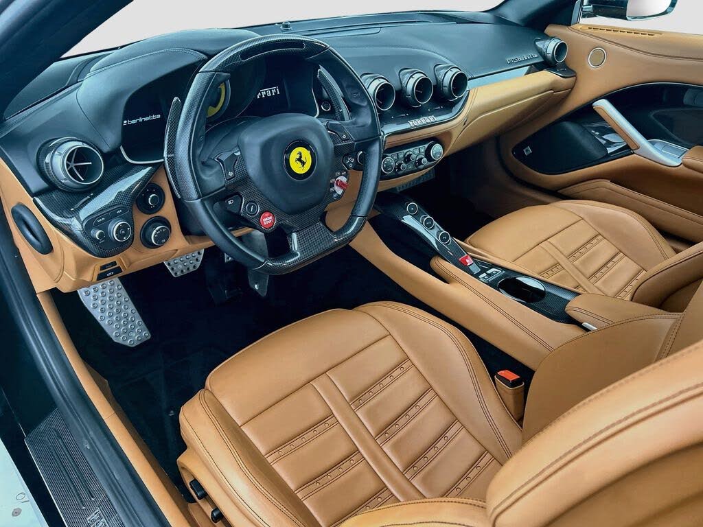 2014 Ferrari F12 Berlinetta Coupe photo 9