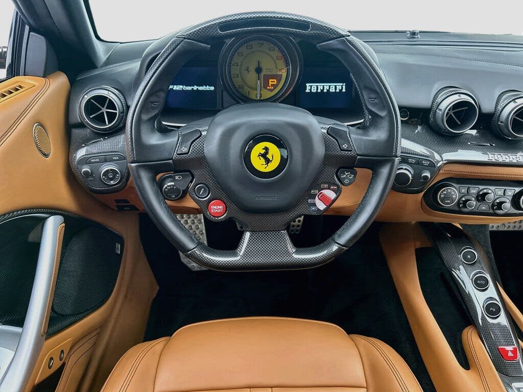 2014 Ferrari F12 Berlinetta Coupe photo 10
