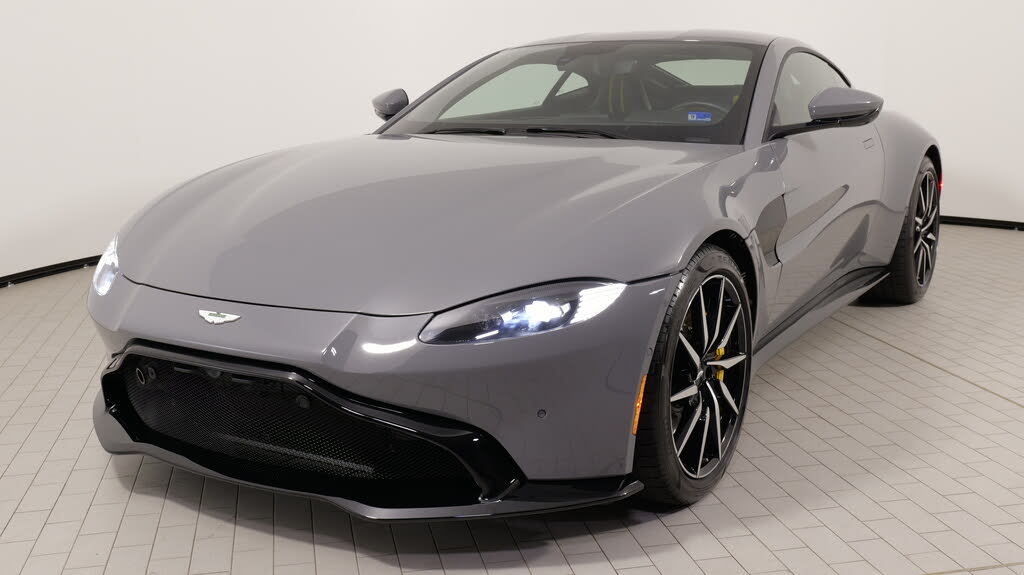 2019 Aston Martin Vantage RWD photo 5