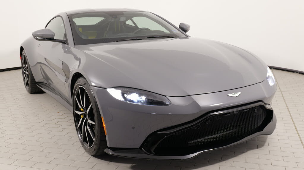 2019 Aston Martin Vantage RWD photo 8