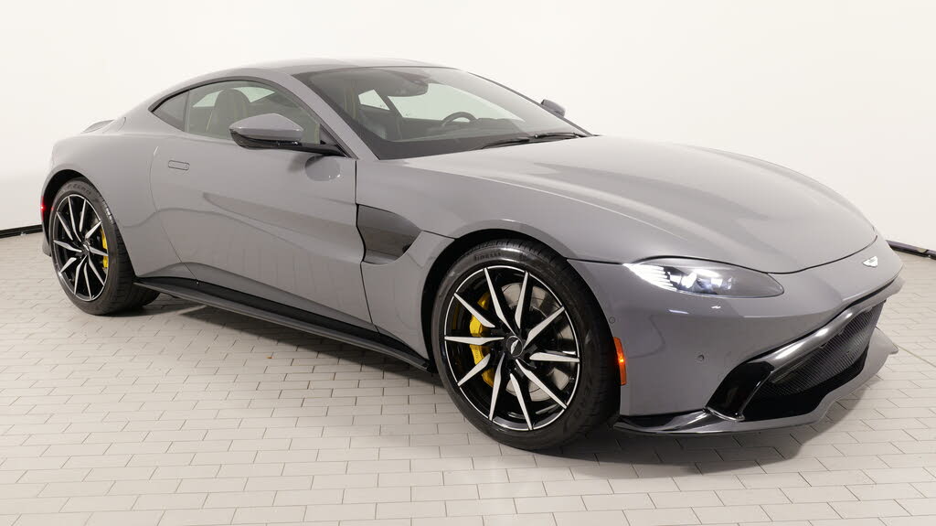 2019 Aston Martin Vantage RWD photo 10