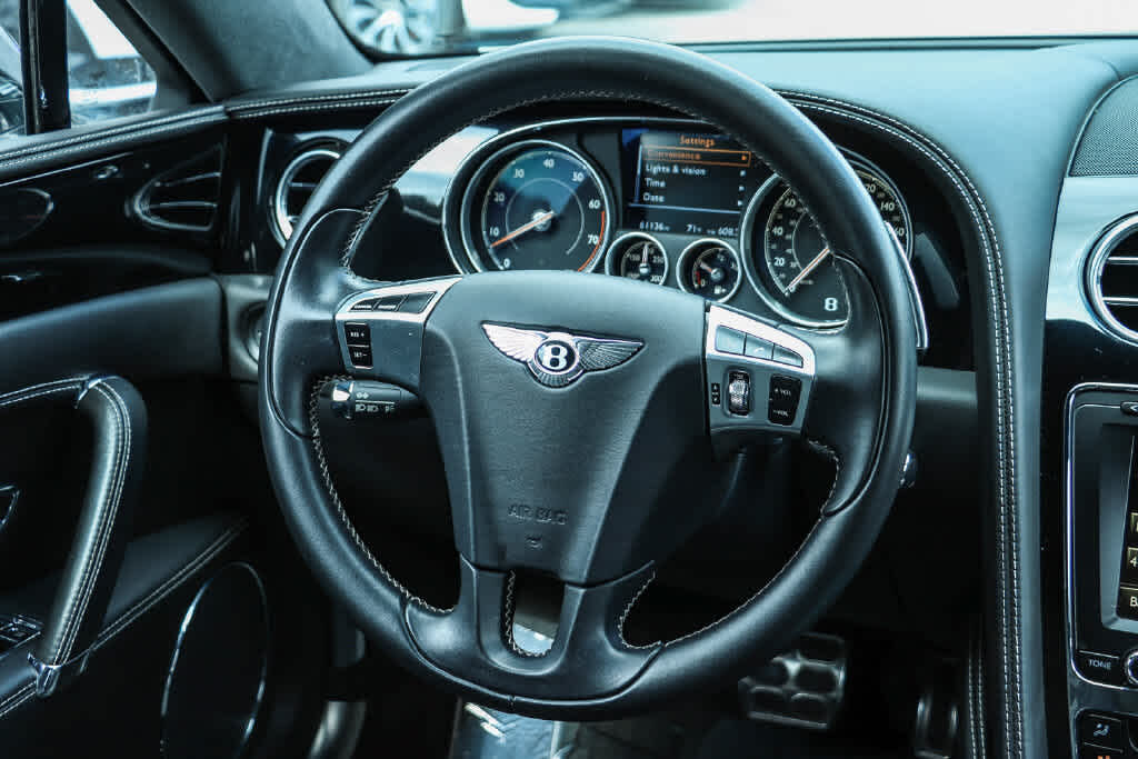 2018 Bentley Flying Spur V8 AWD photo 17