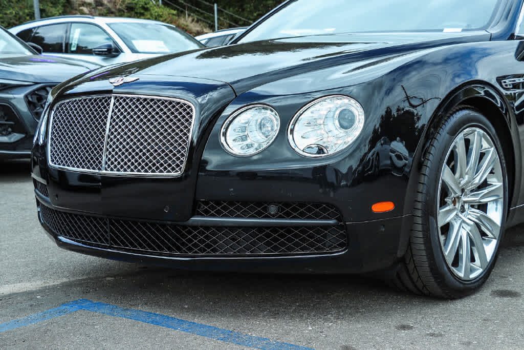 2018 Bentley Flying Spur V8 AWD photo 7