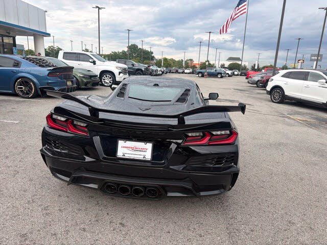 2025 Chevrolet Corvette Z06 2LZ Coupe RWD photo 4