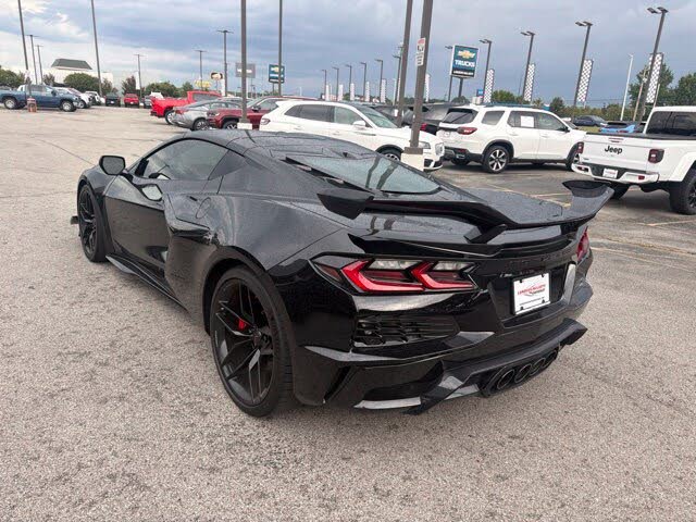 2025 Chevrolet Corvette Z06 2LZ Coupe RWD photo 5