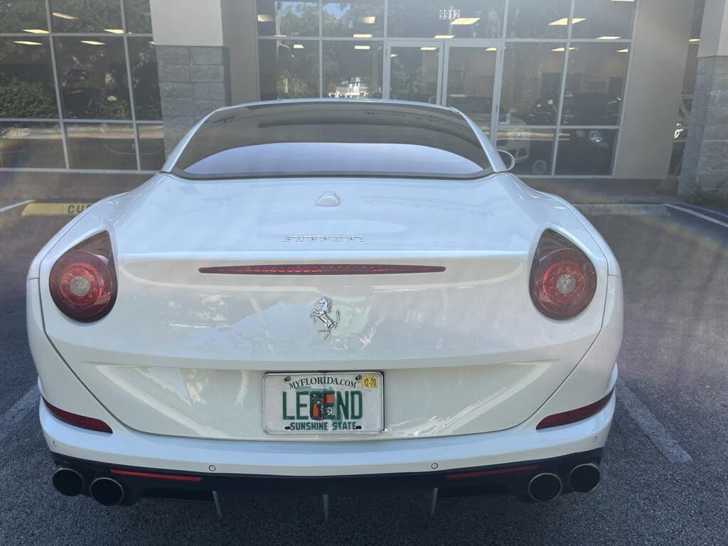 2016 Ferrari California T Roadster photo 21
