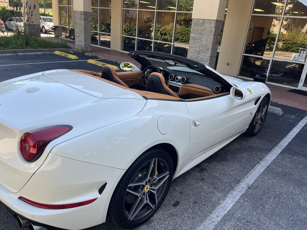 2016 Ferrari California T Roadster photo 5