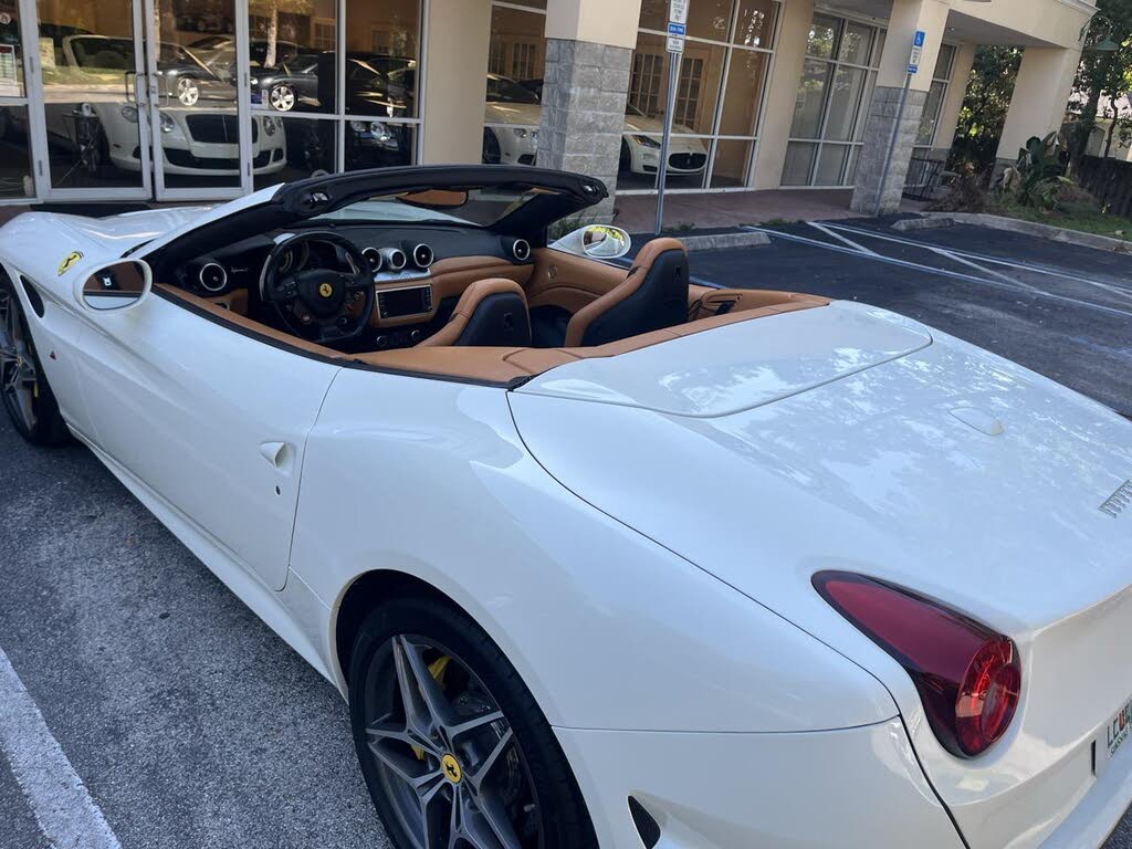2016 Ferrari California T Roadster photo 9