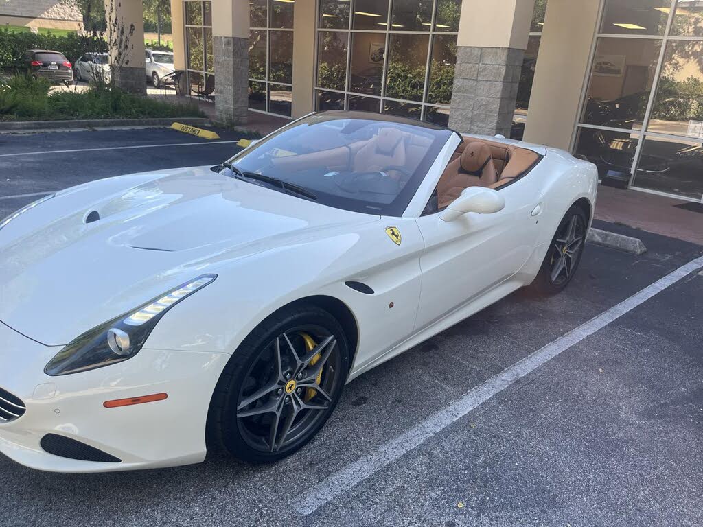 2016 Ferrari California T Roadster photo 10