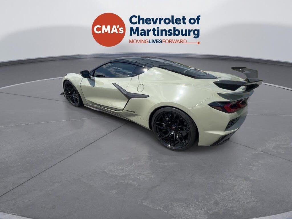 2023 Chevrolet Corvette Z06 1LZ Coupe RWD photo 3