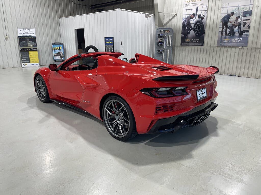 2025 Chevrolet Corvette Z06 3LZ Convertible RWD photo 6