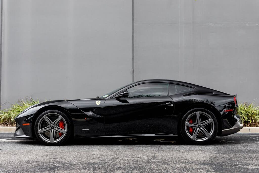 2014 Ferrari F12 Berlinetta Coupe photo 2